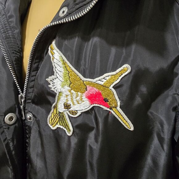 Ultim 8 Bomber Jacket Jrs XL Faux Fur Hummingbird Hoodie Outdoor Embroidered - Picture 2 of 11